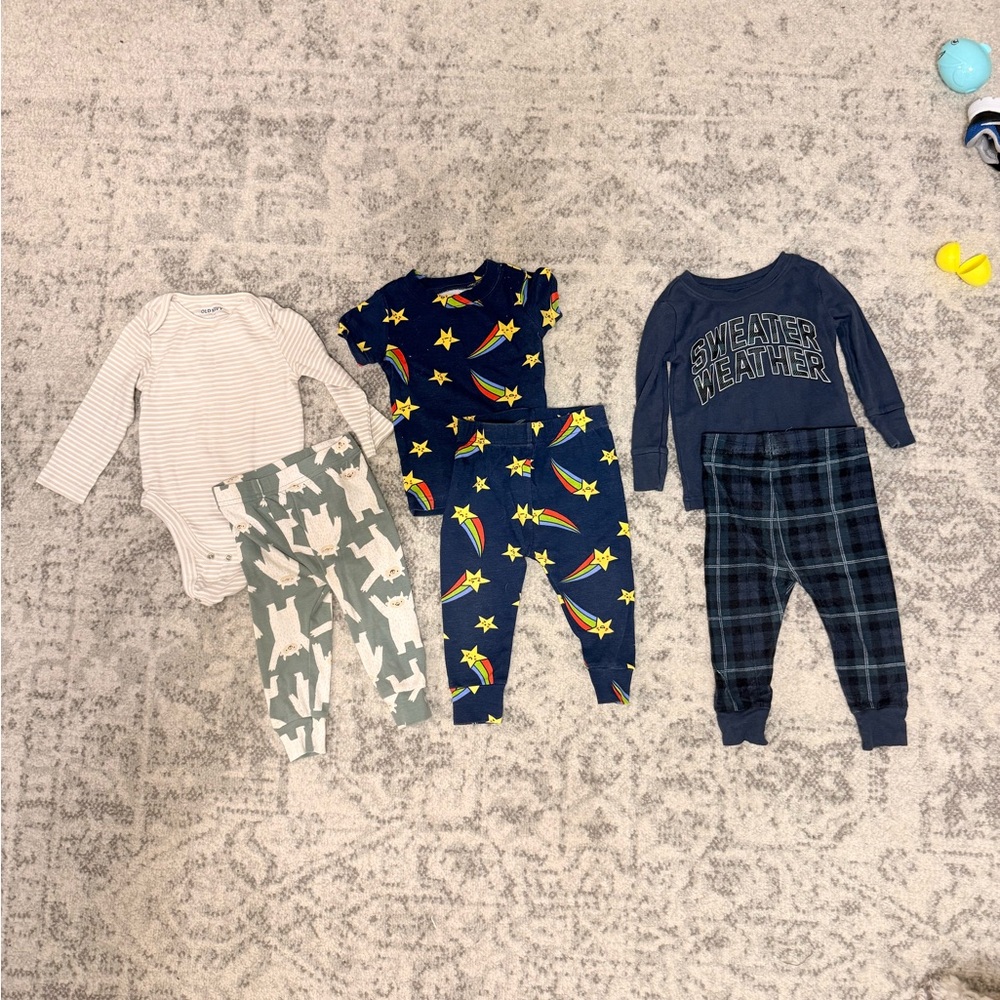 Size 12-18 old navy pajama (3 sets)